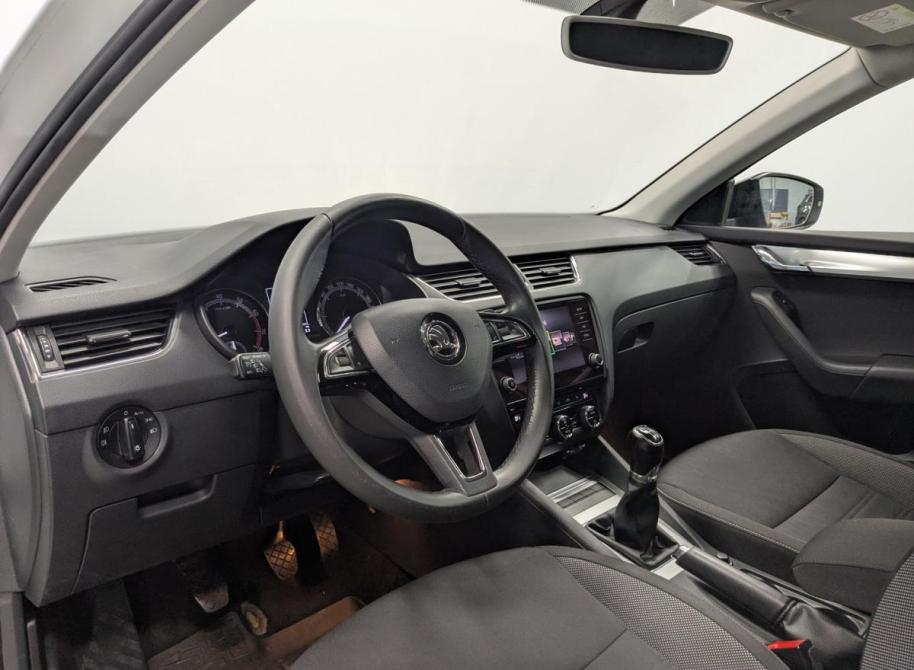 Skoda Octavia III (A7) Рестайлинг Санкт-Петербург  - изображение 16