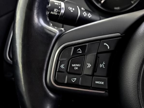 Jaguar E-Pace I с пробегом 2018 года, цена 2 795 000 рублей, 90110 км, внедорожник, Автокод Объявления