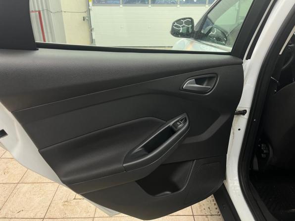 Ford Focus III Рестайлинг с пробегом 2019 года, цена 1 370 000 рублей, 119929 км, универсал, Автокод Объявления