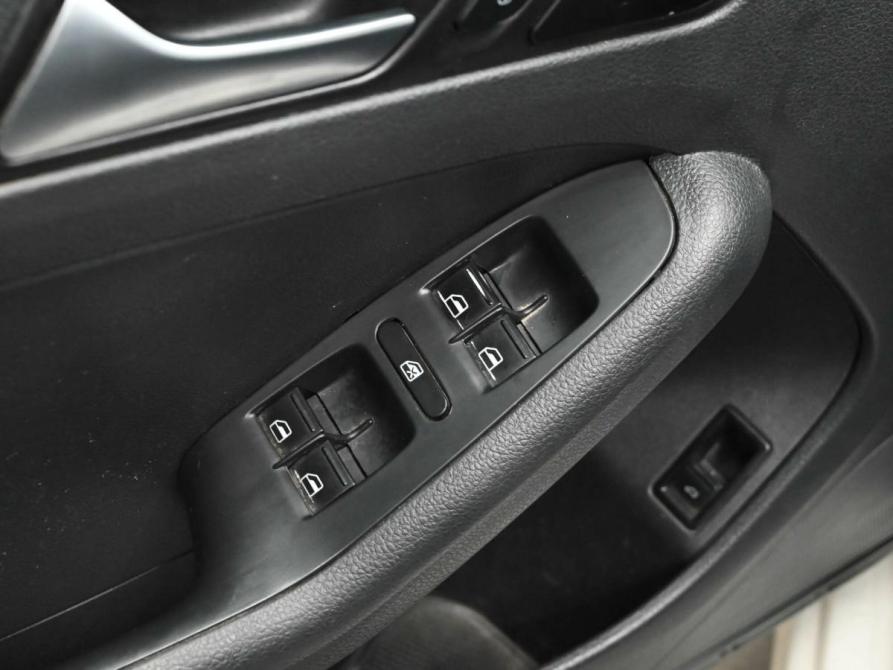 Volkswagen Jetta VI Екатеринбург  - изображение 11