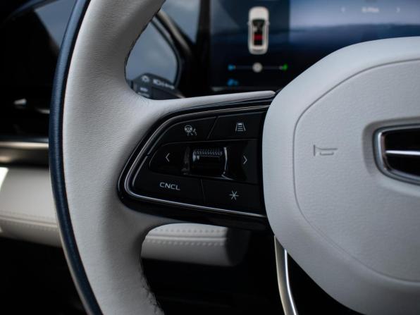 Geely Monjaro I с пробегом 2022 года, цена 3 180 000 рублей, 85136 км, внедорожник, Автокод Объявления