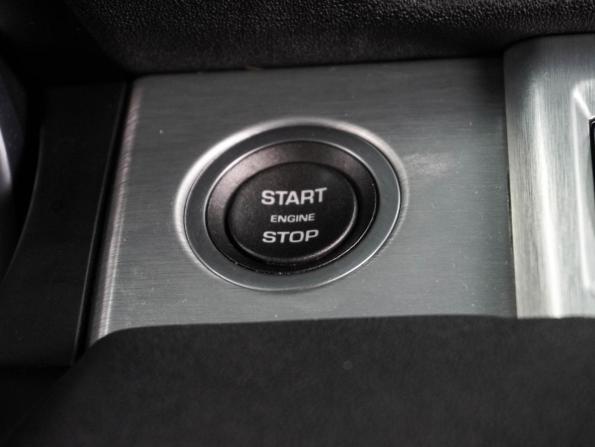 Land Rover Range Rover Evoque I с пробегом 2015 года, цена 1 927 000 рублей, 164802 км, внедорожник, Автокод Объявления