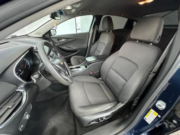 Chevrolet Malibu IX Рестайлинг с пробегом 2019 года, цена 1 520 000 рублей, 146000 км, седан, Автокод Объявления