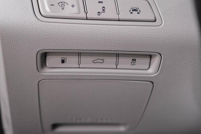 Hyundai Sonata VII (LF) Рестайлинг с пробегом 2017 года, цена 1 569 000 рублей, 173000 км, седан, Автокод Объявления