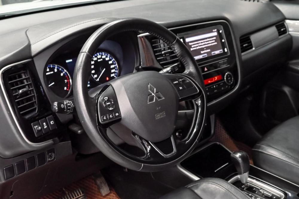 Mitsubishi Outlander III Рестайлинг 3 Екатеринбург  - изображение 18