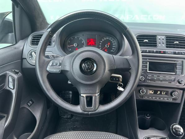 Volkswagen Polo V с пробегом 2012 года, цена 640 000 рублей, 235171 км, седан, Автокод Объявления