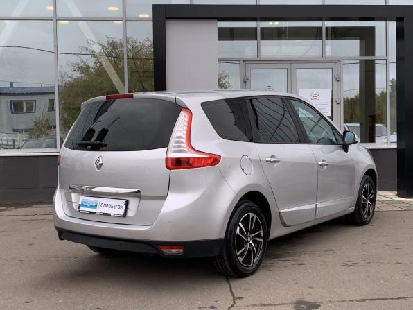 Renault Scenic III Рестайлинг 2 с пробегом 2013 года, цена 1 249 000 рублей, 281733 км, компактвэн, Автокод Объявления