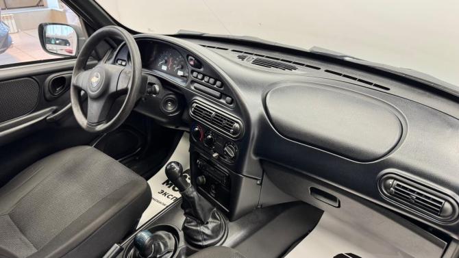 Chevrolet Niva I Рестайлинг с пробегом 2011 года, цена 399 000 рублей, 130000 км, внедорожник, Автокод Объявления