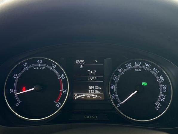 Skoda Rapid I Рестайлинг с пробегом 2019 года, цена 1 415 000 рублей, 77016 км, лифтбек, Автокод Объявления