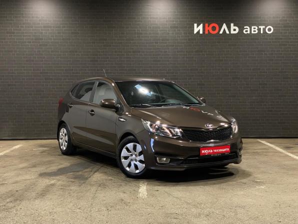 Kia Rio III Рестайлинг с пробегом 2017 года, цена 1 130 000 рублей, 103540 км, хэтчбек, Автокод Объявления