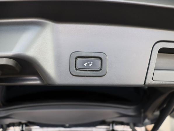 Land Rover Range Rover Evoque II с пробегом 2019 года, цена 3 350 000 рублей, 146805 км, внедорожник, Автокод Объявления