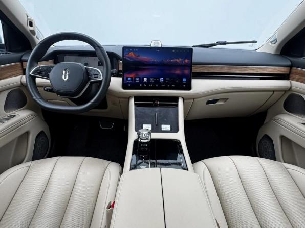 Aito M7 I с пробегом 2023 года, цена 4 049 000 рублей, 54800 км, внедорожник, Автокод Объявления