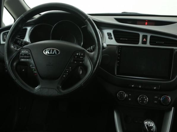 Kia Ceed II с пробегом 2012 года, цена 795 000 рублей, 191600 км, хэтчбек, Автокод Объявления