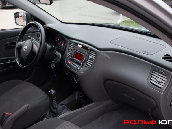 Kia Rio II Рестайлинг с пробегом 2010 года, цена 558 000 рублей, 177571 км, хэтчбек, Автокод Объявления