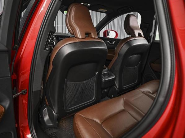 Volvo XC60 II с пробегом 2018 года, цена 3 224 000 рублей, 195301 км, внедорожник, Автокод Объявления