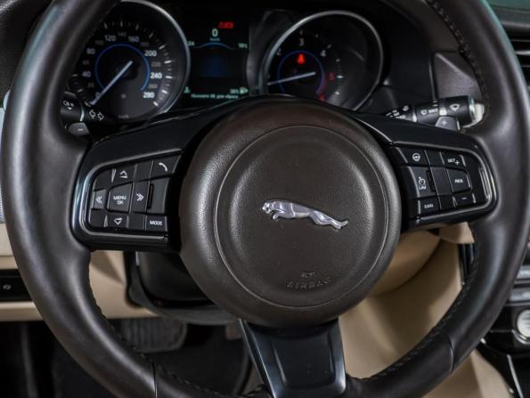 Jaguar XF II с пробегом 2016 года, цена 1 749 000 рублей, 191262 км, седан, Автокод Объявления