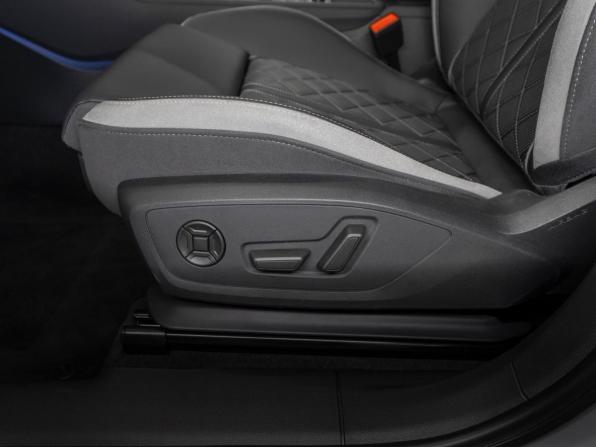Audi Q3 II (F3) с пробегом 2026 года, цена 3 990 000 рублей, 50 км, внедорожник, Автокод Объявления