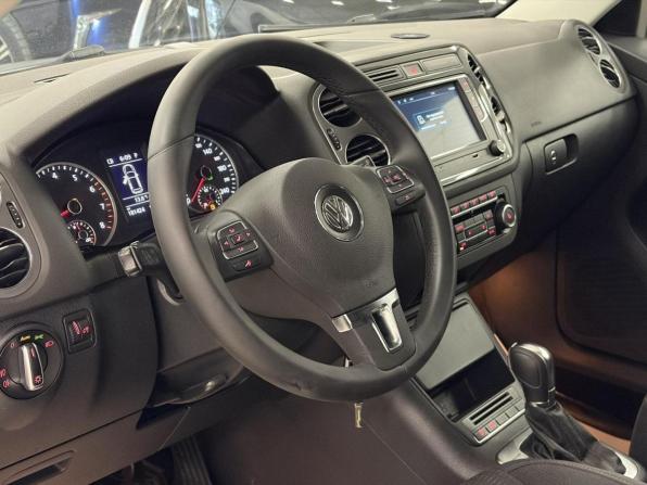 Volkswagen Tiguan I Рестайлинг с пробегом 2012 года, цена 989 000 рублей, 146424 км, внедорожник, Автокод Объявления