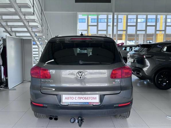 Volkswagen Tiguan I Рестайлинг с пробегом 2018 года, цена 2 238 000 рублей, 240200 км, внедорожник, Автокод Объявления