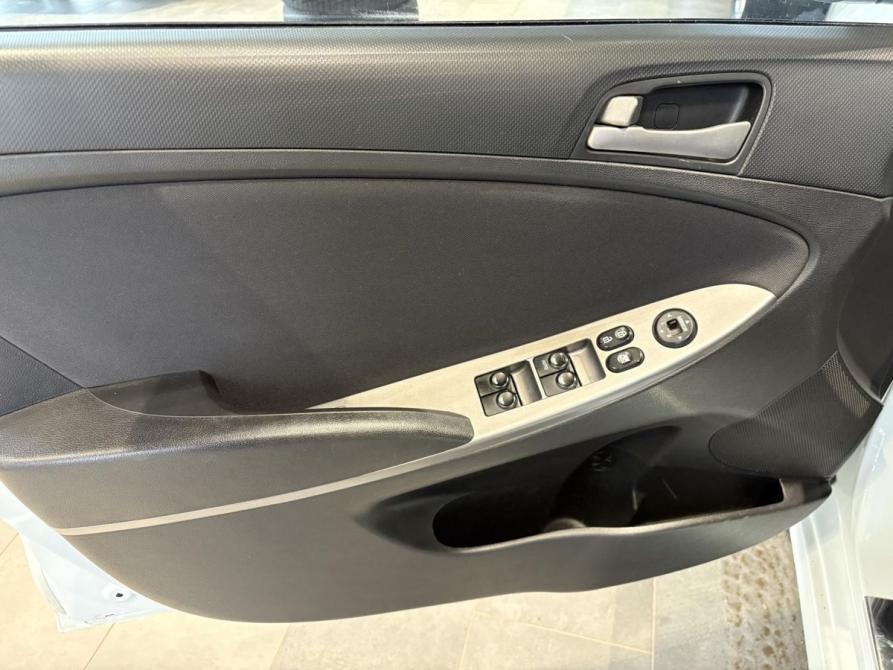 Hyundai Solaris I Рестайлинг Новомосковск  - изображение 17