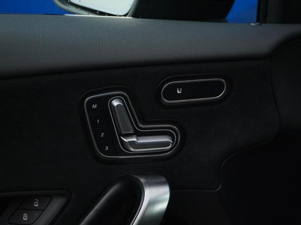 Mercedes-Benz A-Класс AMG II (W177) с пробегом 2022 года, цена 4 498 055 рублей, 37866 км, хэтчбек, Автокод Объявления