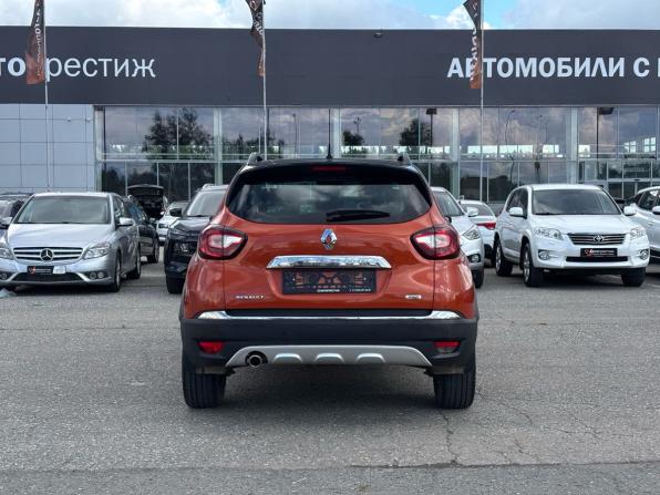 Renault Kaptur I с пробегом 2018 года, цена 1 539 000 рублей, 110022 км, внедорожник, Автокод Объявления