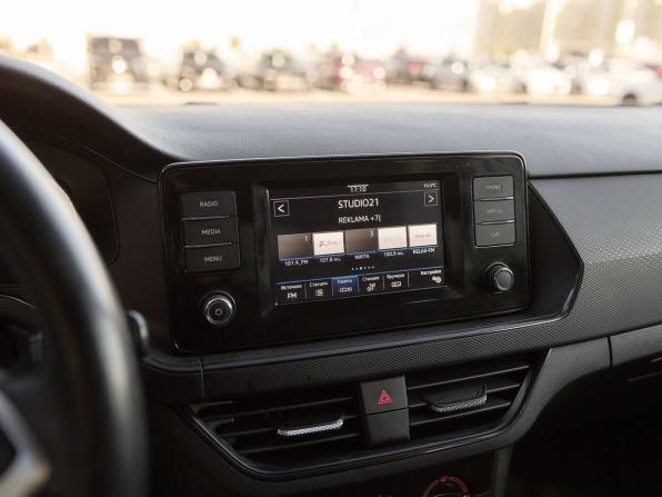 Volkswagen Polo VI с пробегом 2022 года, цена 1 678 000 рублей, 72830 км, лифтбек, Автокод Объявления