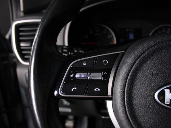 Kia Sportage IV Рестайлинг с пробегом 2020 года, цена 2 480 000 рублей, 91065 км, внедорожник, Автокод Объявления