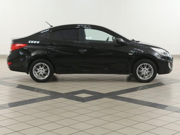 Hyundai Solaris I с пробегом 2013 года, цена 689 000 рублей, 120000 км, седан, Автокод Объявления