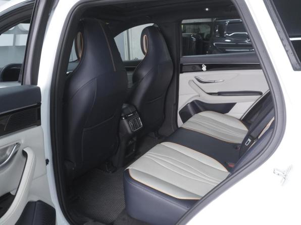BYD Song Plus I с пробегом 2023 года, цена 3 300 000 рублей, 36805 км, внедорожник, Автокод Объявления