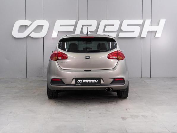 Kia Ceed II с пробегом 2012 года, цена 1 039 000 рублей, 151766 км, хэтчбек, Автокод Объявления
