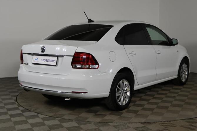 Volkswagen Polo V Рестайлинг с пробегом 2017 года, цена 1 199 990 рублей, 116115 км, седан, Автокод Объявления