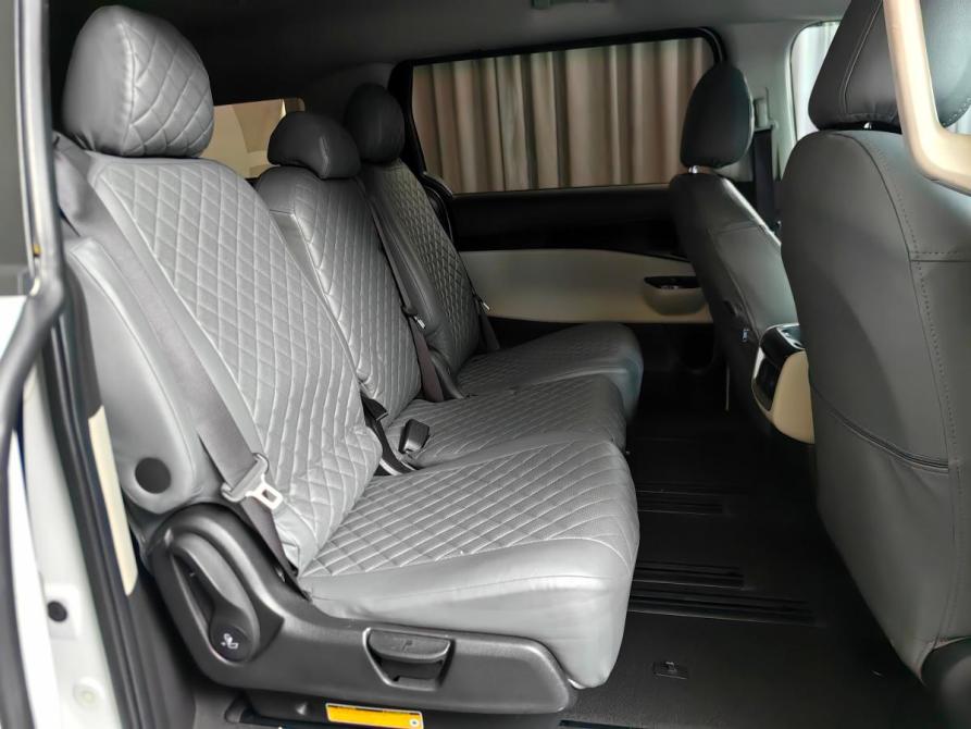 Kia Carnival IV Москва  - изображение 10