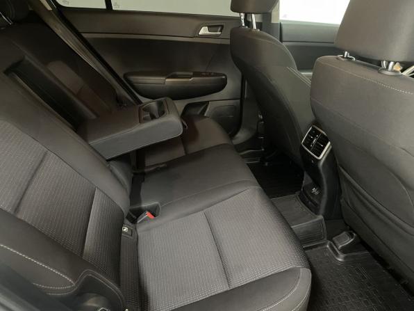 Kia Sportage IV Рестайлинг с пробегом 2022 года, цена 2 449 000 рублей, 98752 км, внедорожник, Автокод Объявления