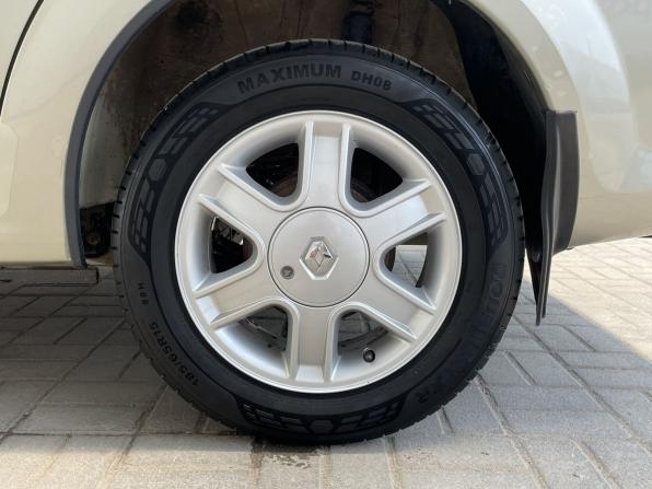Renault Logan I Рестайлинг с пробегом 2012 года, цена 685 000 рублей, 129862 км, седан, Автокод Объявления