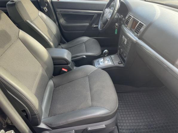 Opel Vectra C Рестайлинг с пробегом 2007 года, цена 619 000 рублей, 158310 км, седан, Автокод Объявления