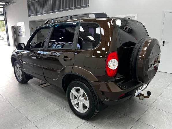Chevrolet Niva I Рестайлинг с пробегом 2011 года, цена 470 000 рублей, 198000 км, внедорожник, Автокод Объявления