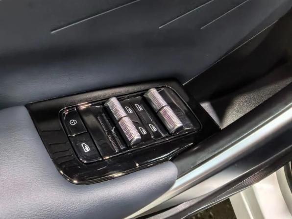 Geely Atlas II с пробегом 2024 года, цена 2 945 000 рублей, 31500 км, внедорожник, Автокод Объявления