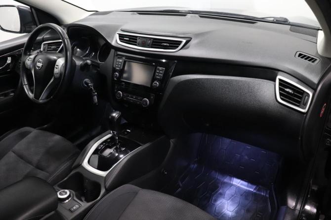 Nissan Qashqai II с пробегом 2017 года, цена 1 685 000 рублей, 152303 км, внедорожник, Автокод Объявления