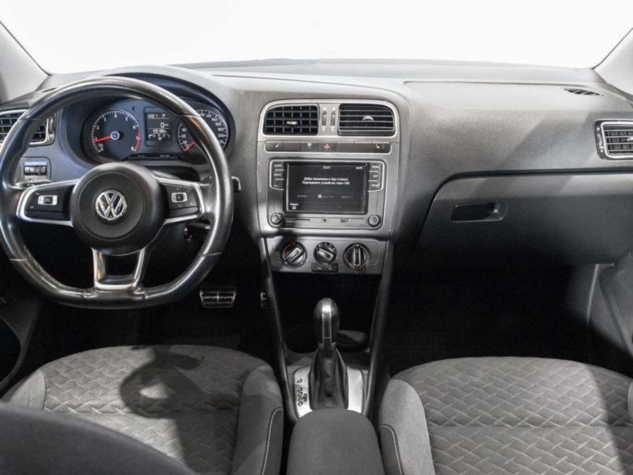 Volkswagen Polo V Рестайлинг Казань  - изображение 6
