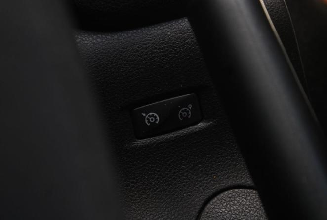 Renault Kaptur I с пробегом 2017 года, цена 1 130 000 рублей, 156335 км, внедорожник, Автокод Объявления