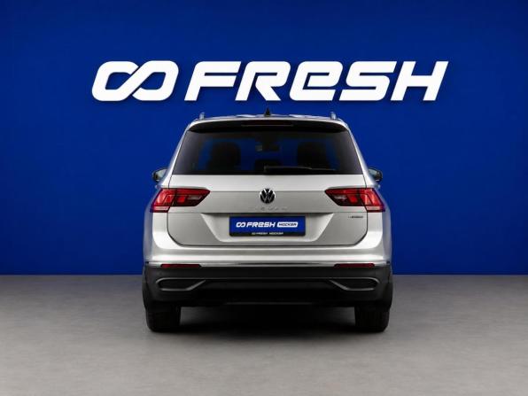 Volkswagen Tiguan II Рестайлинг с пробегом 2021 года, цена 2 549 777 рублей, 96063 км, внедорожник, Автокод Объявления