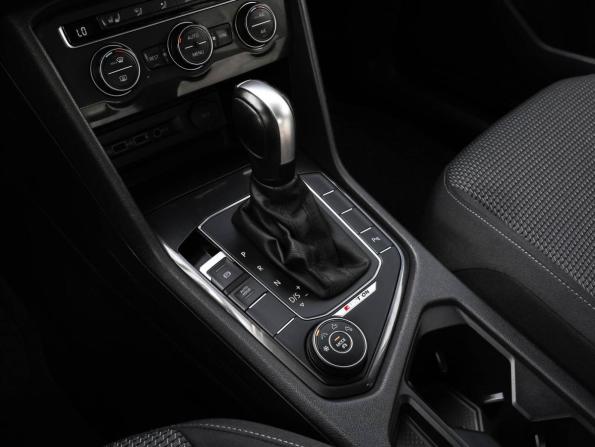 Volkswagen Tiguan II с пробегом 2020 года, цена 2 090 000 рублей, 214582 км, внедорожник, Автокод Объявления