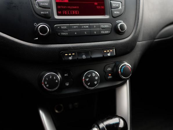 Kia Ceed II Рестайлинг с пробегом 2018 года, цена 1 518 000 рублей, 121730 км, универсал, Автокод Объявления