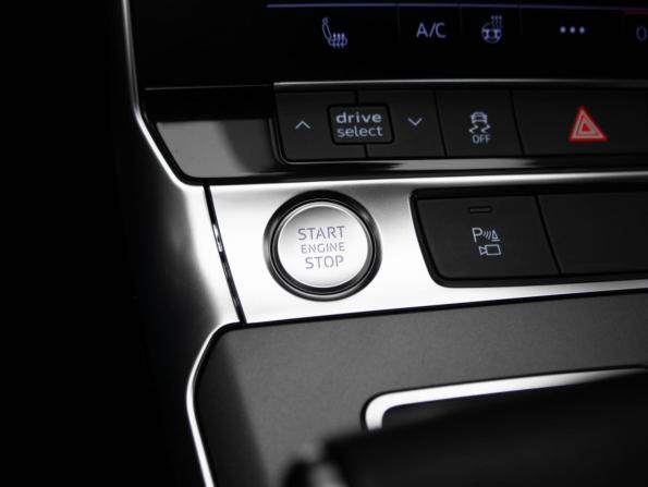 Audi A6 V (C8) с пробегом 2019 года, цена 3 890 000 рублей, 87629 км, седан, Автокод Объявления
