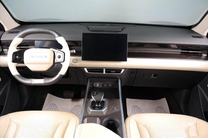 JETOUR DASHING I с пробегом 2024 года, цена 2 099 000 рублей, 18346 км, внедорожник, Автокод Объявления