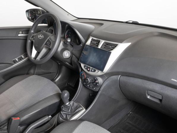 Hyundai Solaris I Рестайлинг с пробегом 2015 года, цена 908 300 рублей, 108591 км, седан, Автокод Объявления