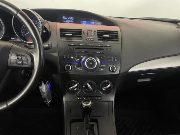 Mazda 3 II (BL) Рестайлинг с пробегом 2012 года, цена 704 000 рублей, 286538 км, седан, Автокод Объявления