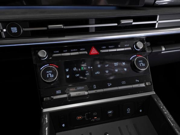 Hyundai Santa Fe V (MX5) с пробегом 2026 года, цена 5 490 000 рублей, 50 км, внедорожник, Автокод Объявления