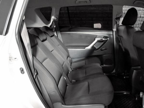 Toyota Verso I с пробегом 2011 года, цена 1 070 000 рублей, 210021 км, компактвэн, Автокод Объявления